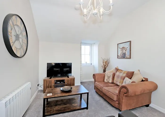Douglas House Apartments